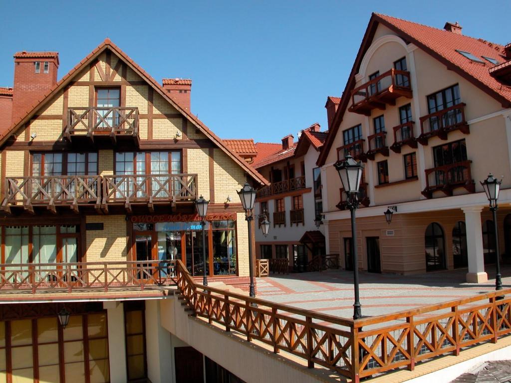 Apartamenty Portowe Mikołajki Esterno foto