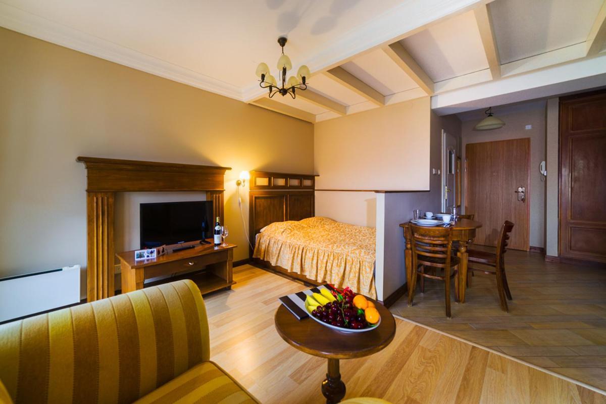 Apartamenty Portowe Mikołajki Esterno foto