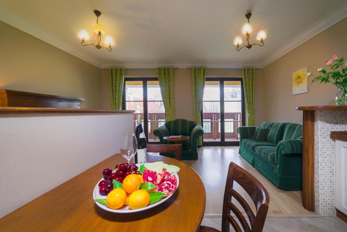 Apartamenty Portowe Mikołajki Esterno foto